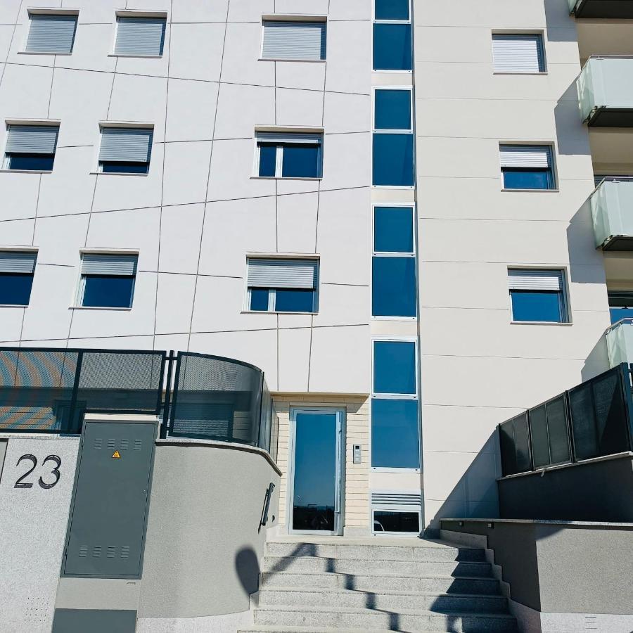 Precioso Piso Monzon Terraza, Parking,Piscina,Zona De Juegos Ngoại thất bức ảnh