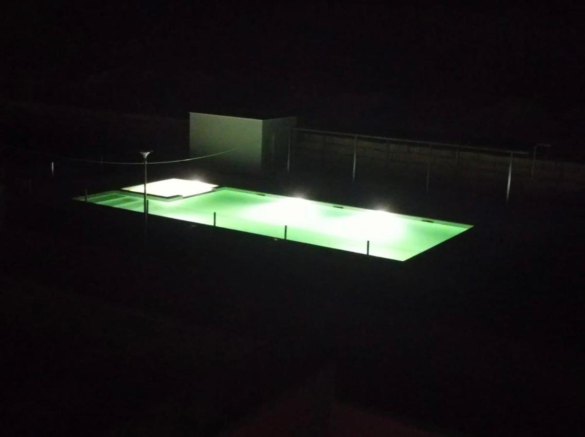 Precioso Piso Monzon Terraza, Parking,Piscina,Zona De Juegos Ngoại thất bức ảnh